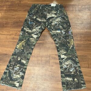 MNML camouflage cargo pants